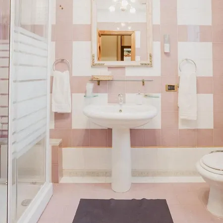 Luigi Xvi Guest house *