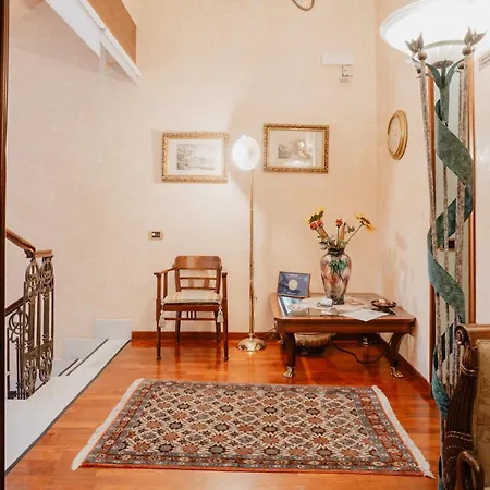 Luigi Xvi Maison d'hôtes *