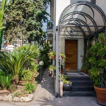 Maison d'hôtes Luigi Xvi *